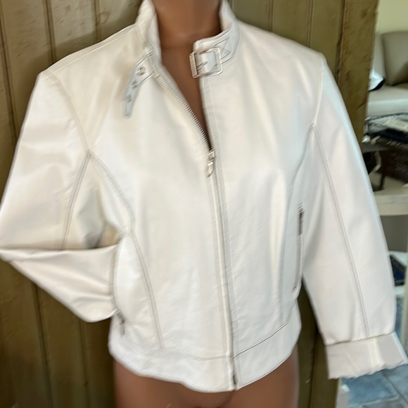 Wilsons Leather Jackets & Blazers - Wilson’s white  real leather moto jacket large runs small